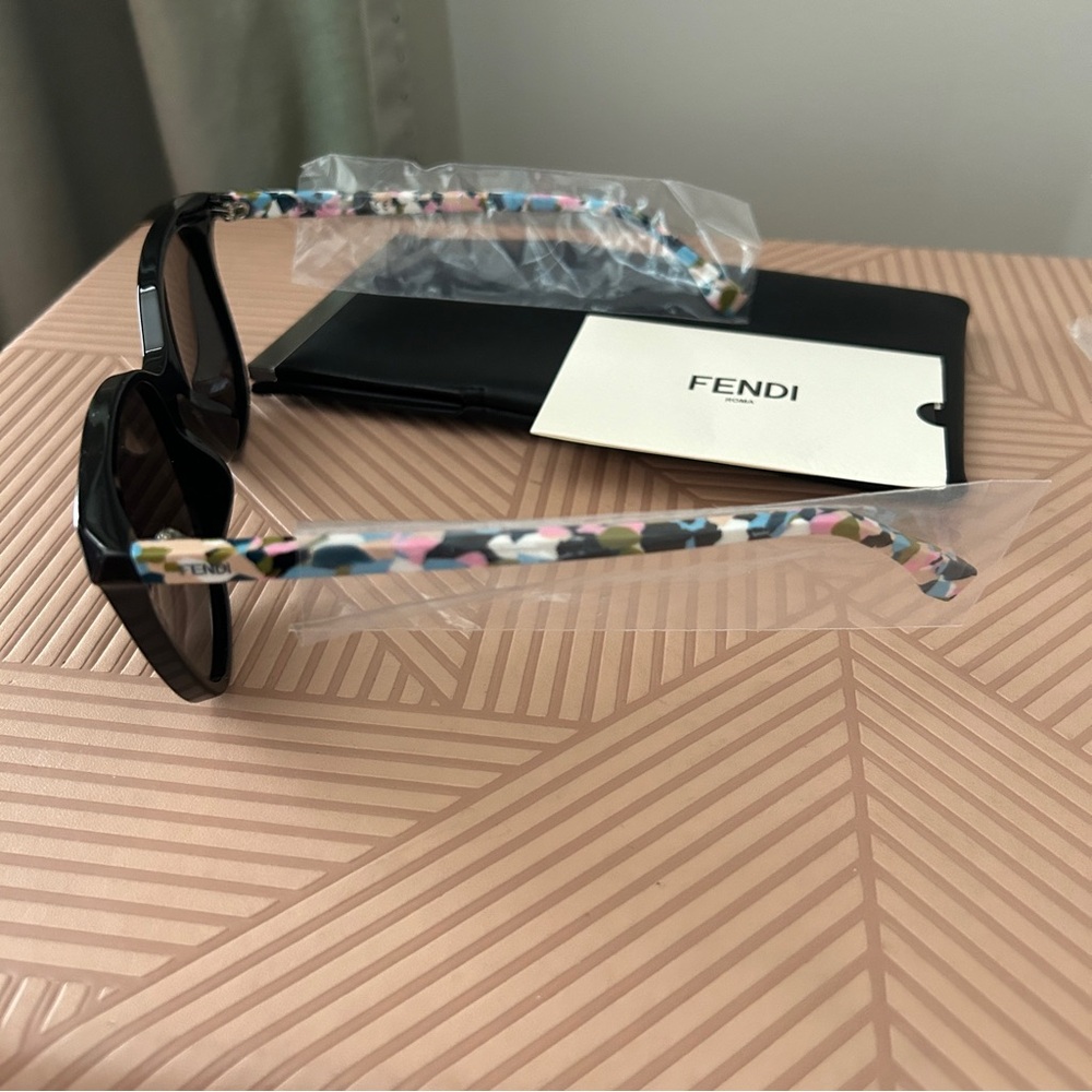 Fendi Sunglasses 56mm Black Multicolor Casual Luxury Classic Summer Vacation - Picture 4 of 16